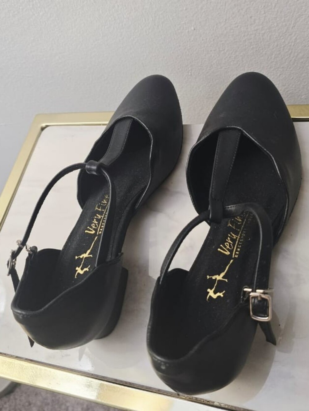 Very Fine Mary Jane Ballet Dance Heel Shoe . Leather Black, Womens Size 7.5